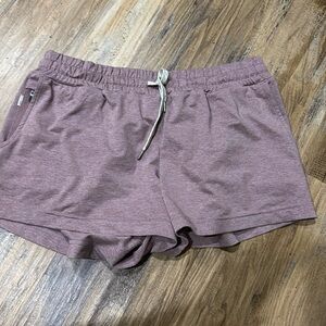 Vuori Dream knit Halo shorts